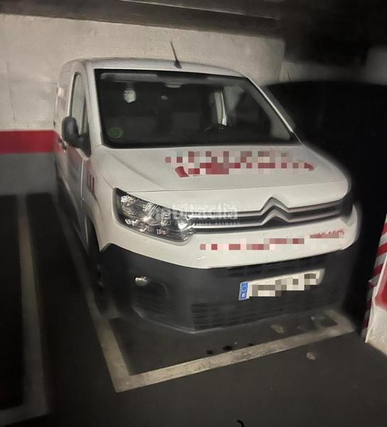 Foto c861b9b3-e427-4b6e-9c22-1a90b4cd533d. Aparcament cotxe a San Pablo - San Nicolás Valladolid