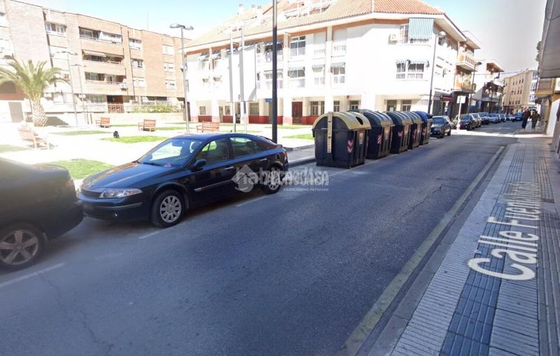 Foto bd5571d0-12b1-446d-a577-7f903ec4c669. Aparcament cotxe a San Isidro Getafe