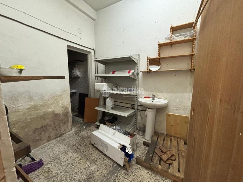 Foto f43b4515-27bd-4b10-84e2-d596acc4b8d5. Local comercial a San Isidro Getafe