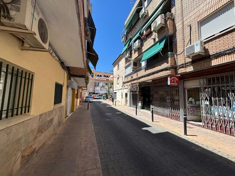 Foto fcdd1397-ec0e-4d88-993f-e298bc23af9e. Local comercial a San Isidro Getafe