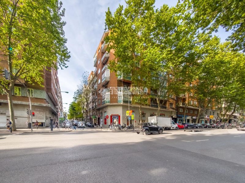Foto e381a64d-fc53-4ce1-b9f9-21a86f0239c7. Pis amb calefacció a Ríos Rosas-Nuevos Ministerios Madrid