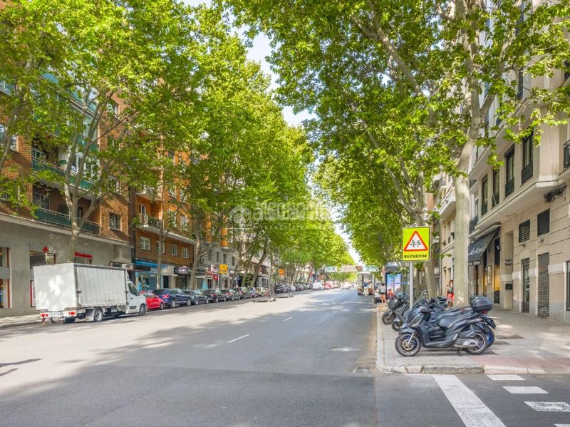 Foto f89bd880-0ac4-4298-bee3-986a3190de68. Pis amb calefacció a Ríos Rosas-Nuevos Ministerios Madrid