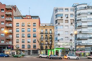 Miete Autoparkplatz in Ríos Rosas-Nuevos Ministerios. Boxplaza de garaje en alquiler en madrid