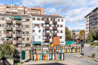 Aparcament cotxe a San Pascual. Boxplaza de garaje en venta en madrid