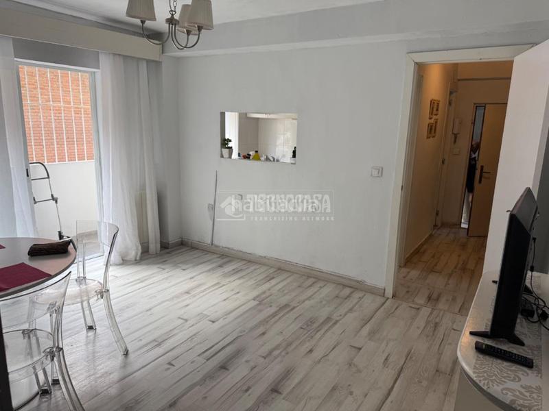 Foto 149bd70d-307e-4e3b-bbf8-f3758d338d5e. Piso  en venta en San Pascual Madrid