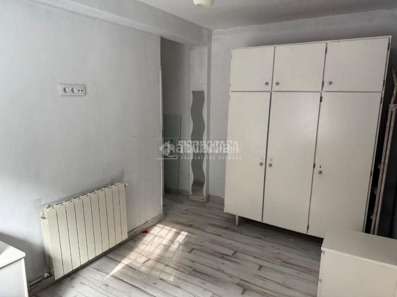 Foto 1e2a3ee5-5bae-4e6d-9b2a-ba90f2611c49. Piso  en venta en San Pascual Madrid