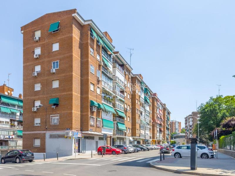 Foto 33e8b579-66ed-44d7-80da-69d0dcd78902. Piso  en venta en San Pascual Madrid