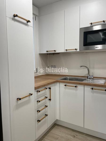 Foto ff5873a6-7737-4c5d-8554-5e9ea286372b. Loft piso en venta en San Pascual Madrid