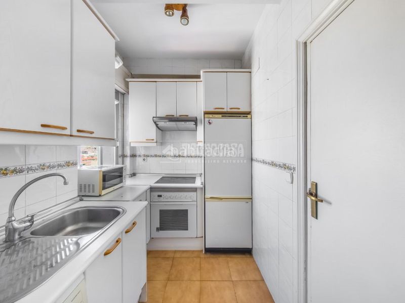 Foto 1b99303d-d781-4b4b-a850-0f187aa44f8c. Piso  en venta en Concepción Madrid