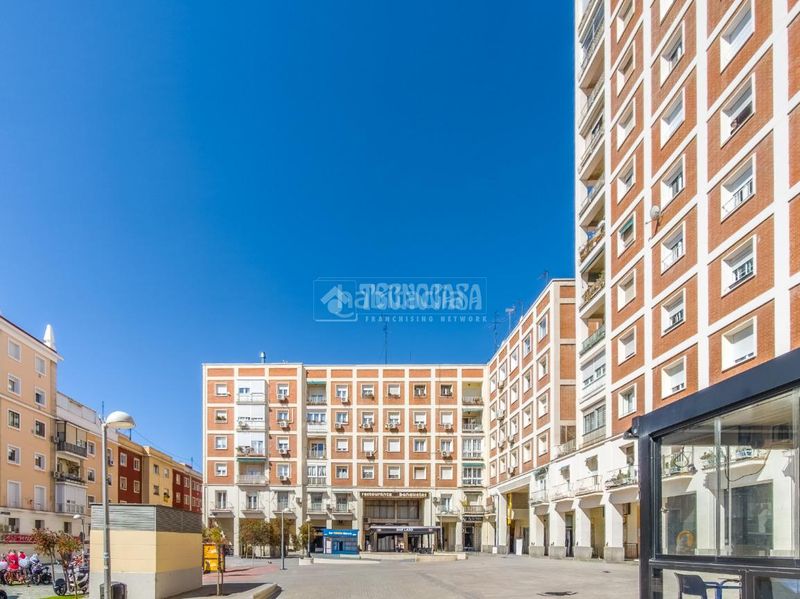 Foto eb938c39-f06f-4ef1-b4db-3ee4a785ab60. Piso  en venta en Concepción Madrid