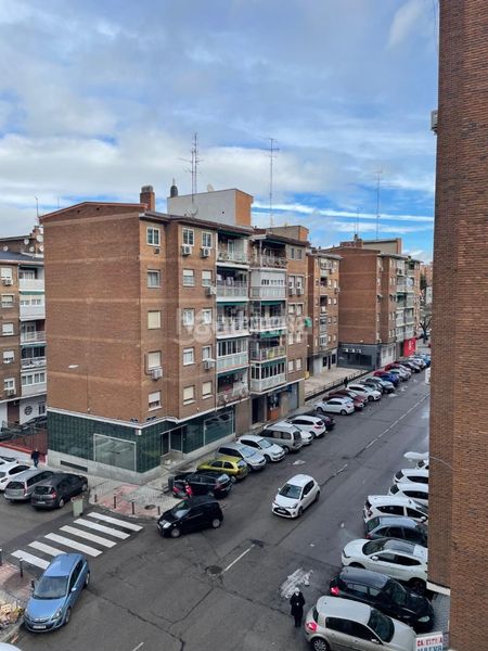 Foto 693b2139-7ea2-4813-832a-987c8f93a3a5. Estudi a San Pascual Madrid