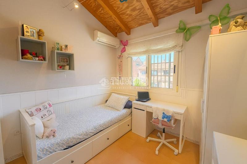 Foto 7d9ec834-c132-414a-b01a-81dc253e4832. Casa pareada casa en venta en El Pijorro Navalcarnero
