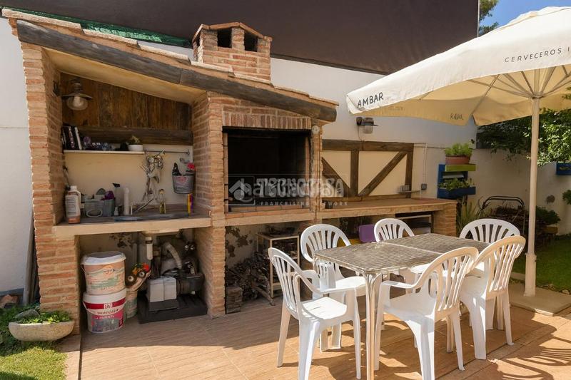 Foto c6fe6ae2-fb14-4fd3-bbb0-f9ec3f29507c. Casa pareada casa en venta en El Pijorro Navalcarnero