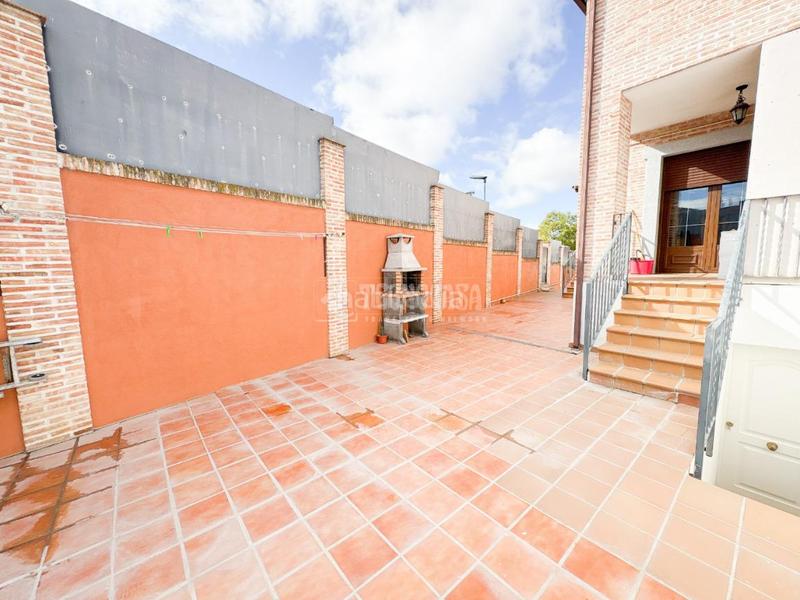 Foto 94323203-eef1-485f-b0ab-0bdbe146b285. Casa aparellada amb calefacció aparcament a El Pijorro Navalcarnero