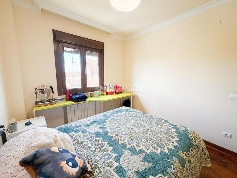 Foto 9607231a-5424-4725-a347-35805d4be6fc. Casa aparellada amb calefacció aparcament a El Pijorro Navalcarnero