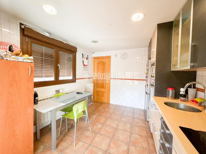 Foto cc31e994-9ab9-47df-80f9-c9c69e45dce4. Casa aparellada amb calefacció aparcament a El Pijorro Navalcarnero