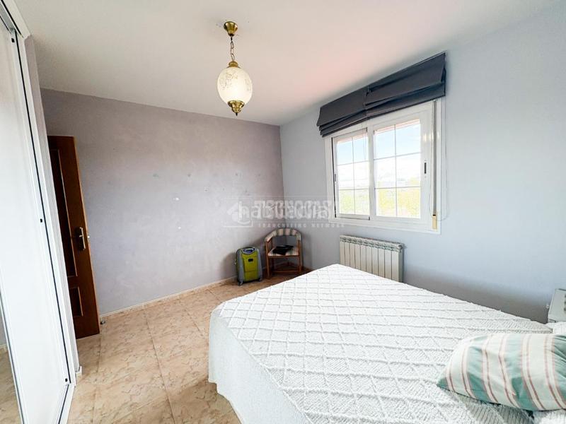 Foto 81657a3c-b07a-4a9d-aaa1-2826ec204a66. Maison jumelée avec chauffage parking dans Covadonga - Los Manzanos Navalcarnero