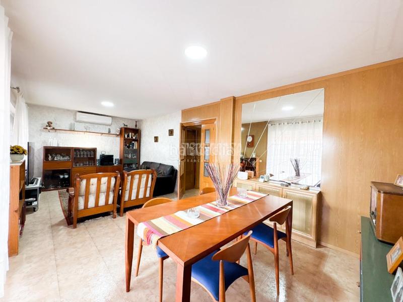 Foto 8fa942c9-2c7d-4e26-bd0c-d91966d351ac. Maison jumelée avec chauffage parking dans Covadonga - Los Manzanos Navalcarnero