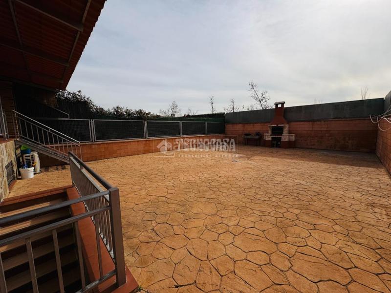 Foto 90310afa-c00f-4f54-8662-6d24c8e39e3d. Maison jumelée avec chauffage parking dans Covadonga - Los Manzanos Navalcarnero