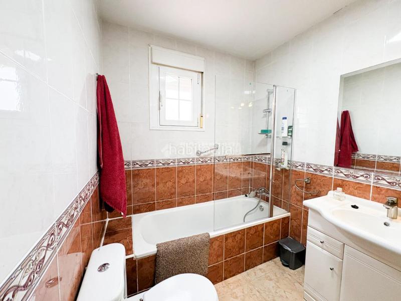 Foto ee212872-cd99-4bb9-9a1f-cfb24e5fd58a. Maison jumelée avec chauffage parking dans Covadonga - Los Manzanos Navalcarnero