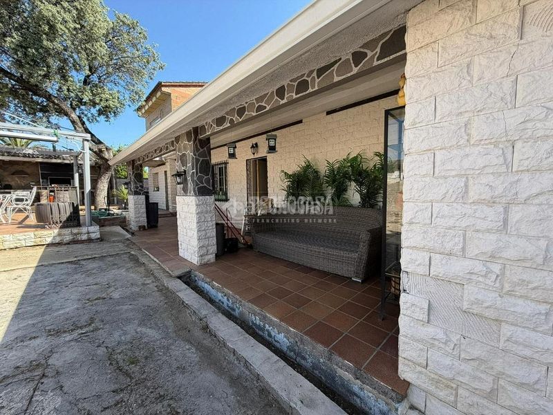 Foto aa6b5b35-1699-4ce5-b07d-8fab74bfb59c. Casa amb piscina a Villa del Prado