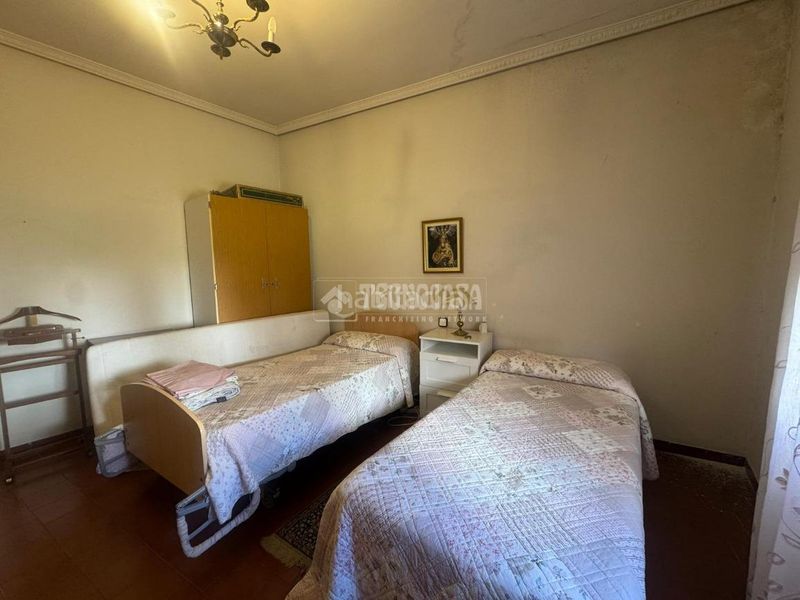 Foto affba303-e69e-42c3-b98d-77b9d9604fc5. Casa a Centro Navalcarnero