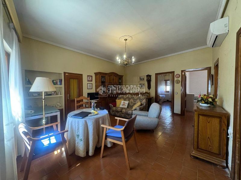 Foto da019e27-fe68-4eda-b99a-f0e599ef24d8. Casa a Centro Navalcarnero