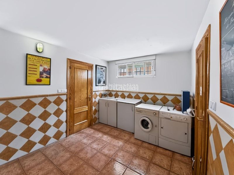 Foto 18ec5f67-739f-43a4-bc47-a70b8fcf1e3a. Casa aparellada amb calefacció aparcament a Covadonga - Los Manzanos Navalcarnero
