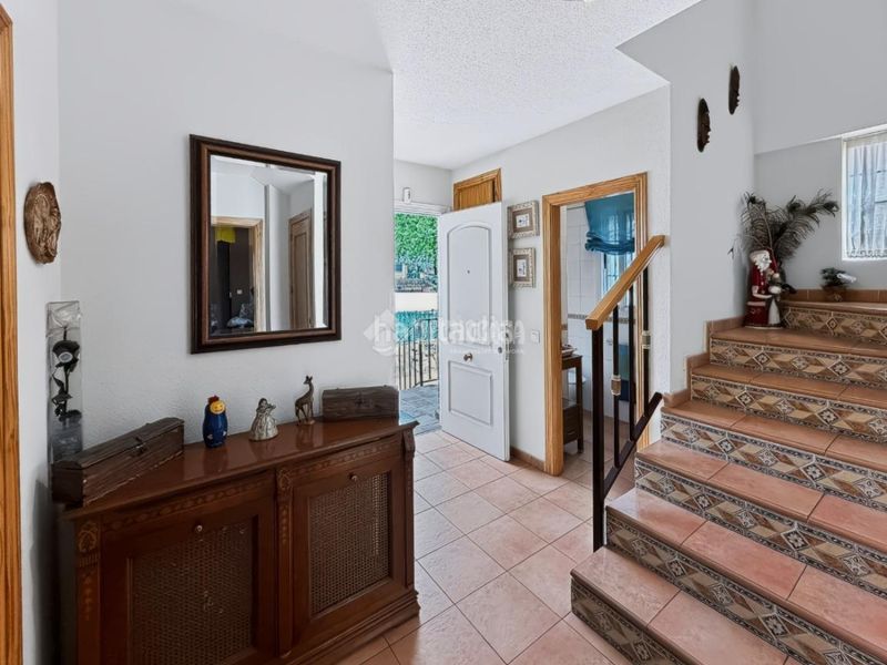 Foto 3b3c871d-8734-4b1a-8213-09c894df1814. Casa aparellada amb calefacció aparcament a Covadonga - Los Manzanos Navalcarnero