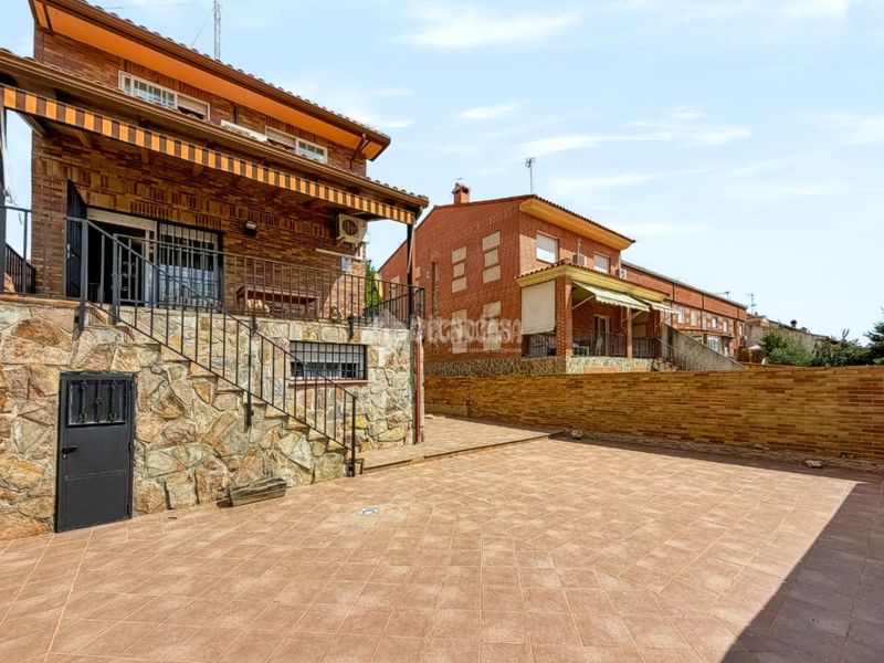 Foto 7793c03c-cf4c-441d-b0b5-5db7ea8da535. Casa aparellada amb calefacció aparcament a Covadonga - Los Manzanos Navalcarnero