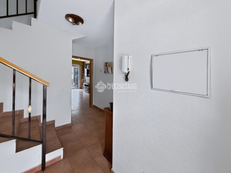 Foto a71ea16b-2ede-434c-b5fa-847f9b40e145. Casa aparellada amb calefacció aparcament a Covadonga - Los Manzanos Navalcarnero