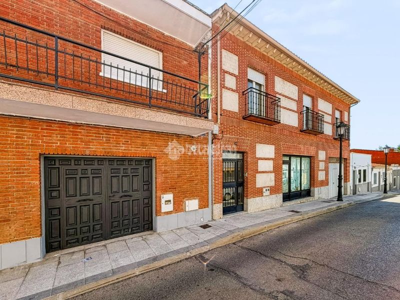 Foto 4d6f98b4-21c8-4a1c-b599-3dd210de06b5. Casa amb calefacció a Centro Navalcarnero