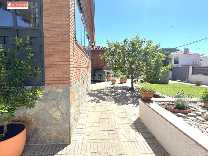 Foto 8db1ed85-c807-4996-b0fc-cec14ce06ec1. Xalet amb calefacció aparcament a Calafell residencial Calafell