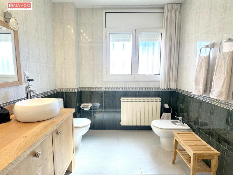 Foto ba23fcff-729c-4dc1-be22-e2a3c8aac659. Xalet amb calefacció aparcament a Calafell residencial Calafell