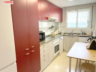Flat in Segur de Calafell Nucli Urbà. Maravilloso piso cerca de todos los servicios con piscina comuni
