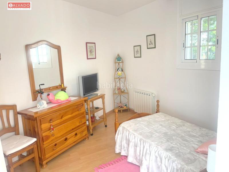 Foto 0ddfb740-40ff-46b7-bfa1-9c7a3a44457a. Casa adossada amb calefacció aparcament a Segur de Calafell nucli urbà Segur de Calafell