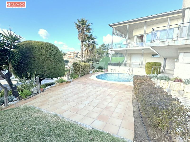 Foto 0c25fb1b-ef1f-4d4e-9b7c-eef0dd48cc16. Chalet mit heizung parking pool in Segur de dalt Segur de Calafell