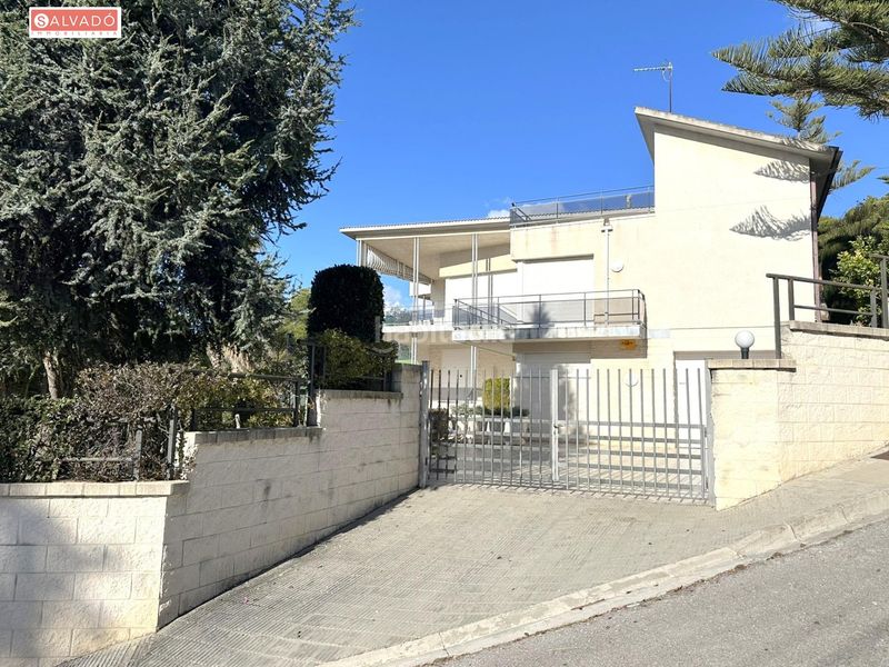Foto af82bca3-b06e-49f4-96ab-0ed18ffc56de. Chalet mit heizung parking pool in Segur de dalt Segur de Calafell