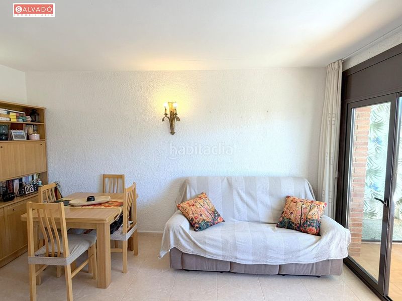 Foto ffde673c-623e-4870-8a7c-93c9bbb64481. Pis a Segur de Calafell nucli urbà Segur de Calafell