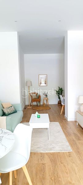 Foto ac47ea34-b633-462a-97fb-7156a4509ecc. Pis amb calefacció a Adelfas Madrid