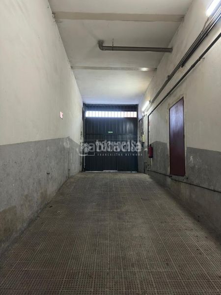 Foto 01117199-b614-4e26-b8ef-4c887d547a1d. Posto auto in Aluche Madrid