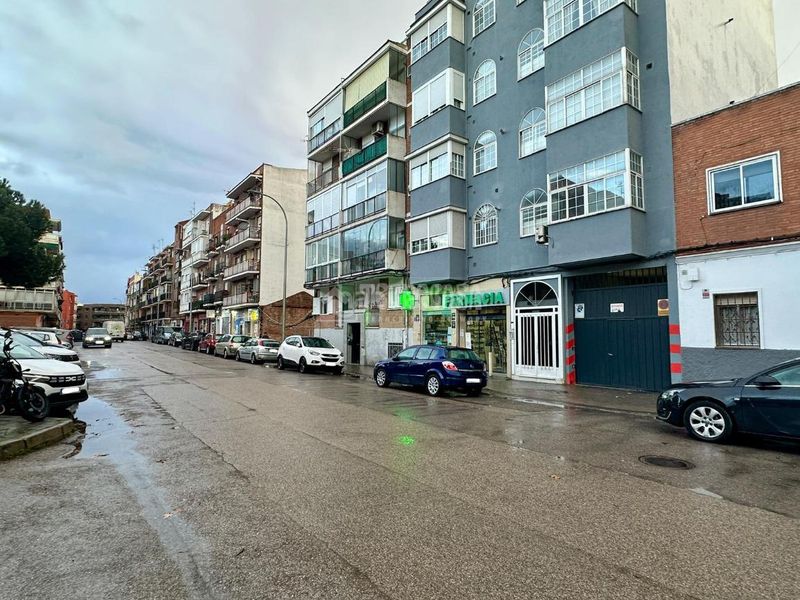 Foto ba26eb19-e415-434b-9122-a2cf97c334a3. Posto auto in Aluche Madrid