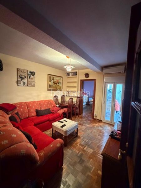 Foto 8007613b-45e0-4b96-9749-9510a8490bbd. Flat with heating in Aluche Madrid