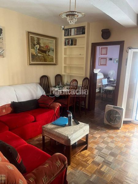 Foto aac0f7a2-bf77-4282-b320-81794663ee81. Flat with heating in Aluche Madrid