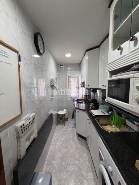 Foto b457c922-7ac5-4c7c-86a1-7019ffdef9d9. Flat with heating in Aluche Madrid