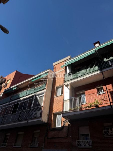 Foto d44a2940-85a8-4e3e-80ee-ade9e096eea9. Flat with heating in Aluche Madrid