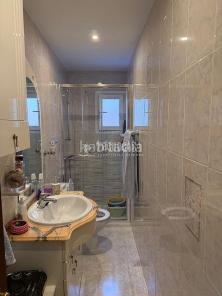 Foto dd0b25f5-273d-455e-8db3-5e73cde6b878. Flat with heating in Aluche Madrid