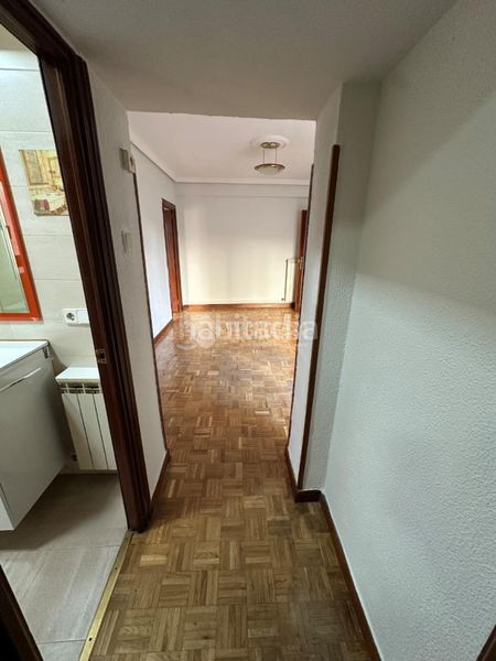 Foto a8f95a59-88c9-4dec-bede-3a9fcb734d69. Pis amb calefacció a Aluche Madrid