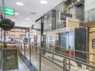 Local Comercial en Vallehermoso. Tienda en venta en madrid