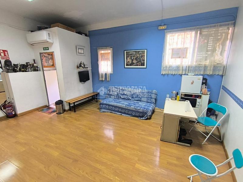 Foto c07f2b5c-39c9-429a-b206-173864796b70. Geschäftsraum in Pueblo Nuevo Madrid